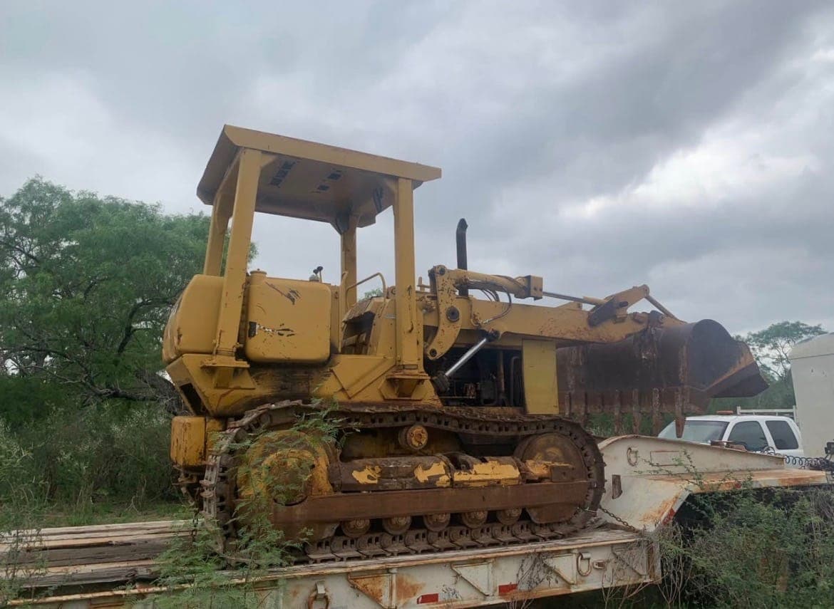 1970 Caterpillar 951C Track Loader for Sale in Somerset, TX | Owner Operated track-loaders for sale in Somerset, TX - photo 1