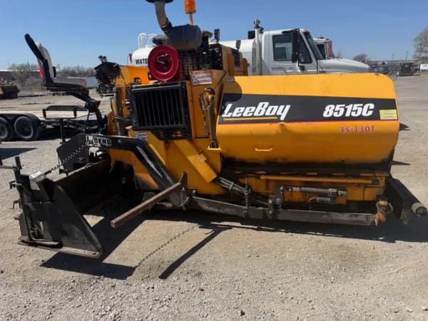 2016 LeeBoy 8515C asphalt-pavers for sale in Schertz, TX - photo 1