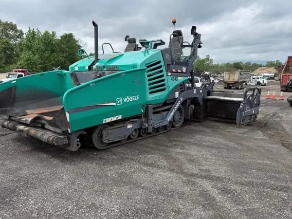 (Call for Price) 2022 Vögele SUPER 2000-3i Asphalt Pavers for Sale | 613 Hrs | Dealer Inspected | USA asphalt-pavers for sale in City, AR - photo 1