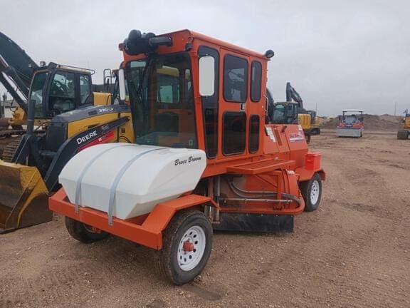 2014 Broce Broom RJT350 - Low Hours!