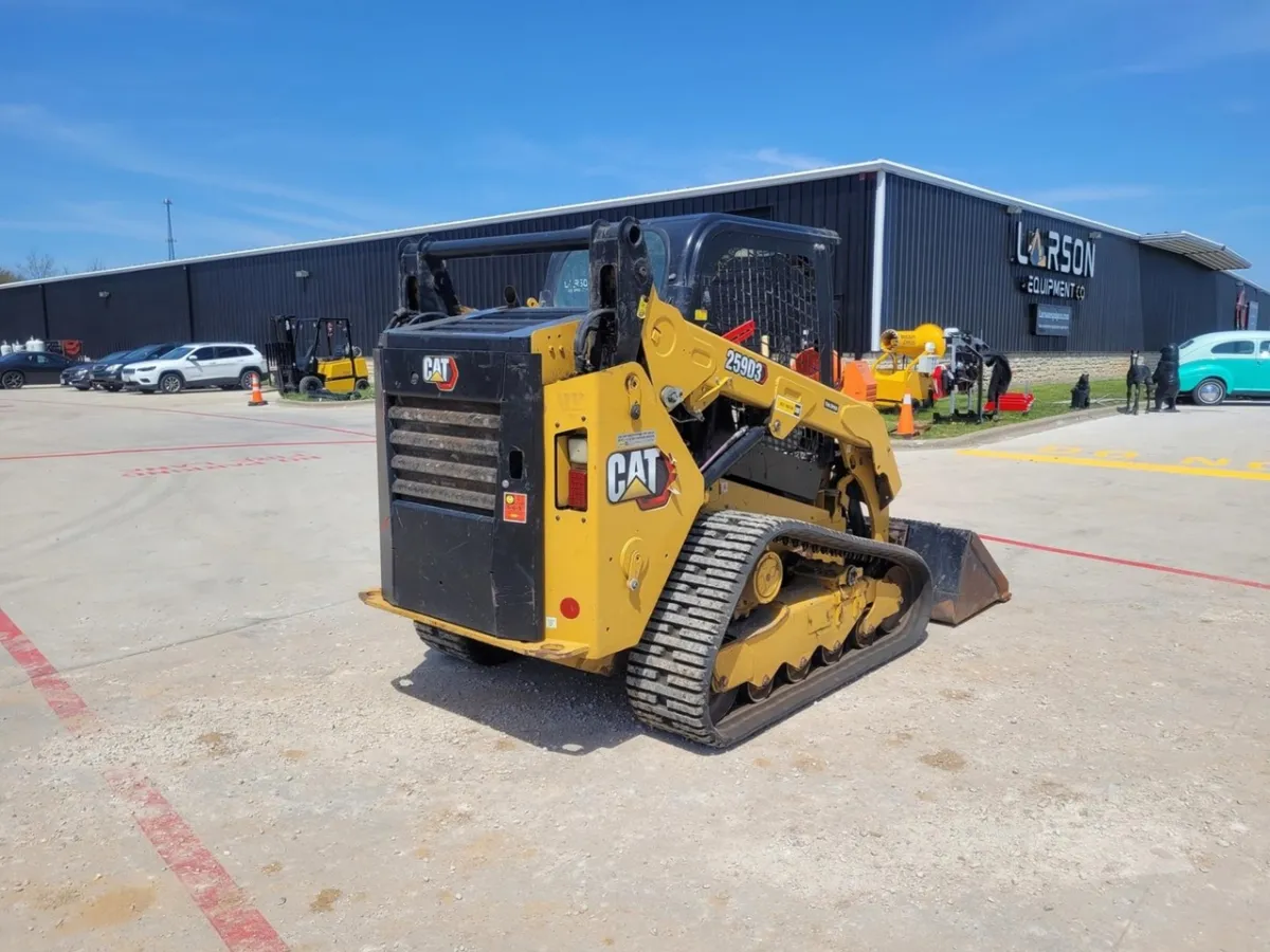 2023 Caterpillar 259D3 Track Loaders for sale in Strafford, MO - listing photo 5 of 10