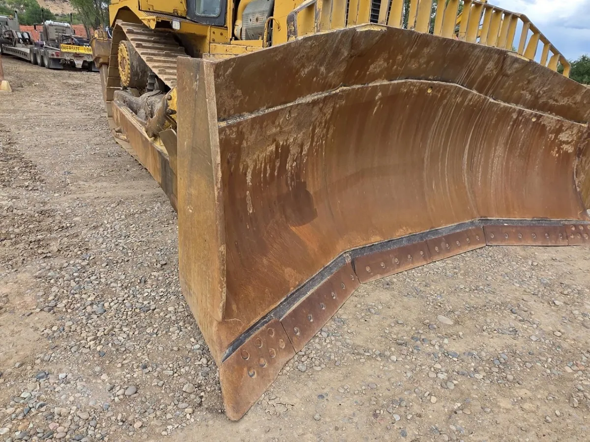 1999 Caterpillar D8R Dozers for sale in Paonia, CO - listing photo 9 of 10
