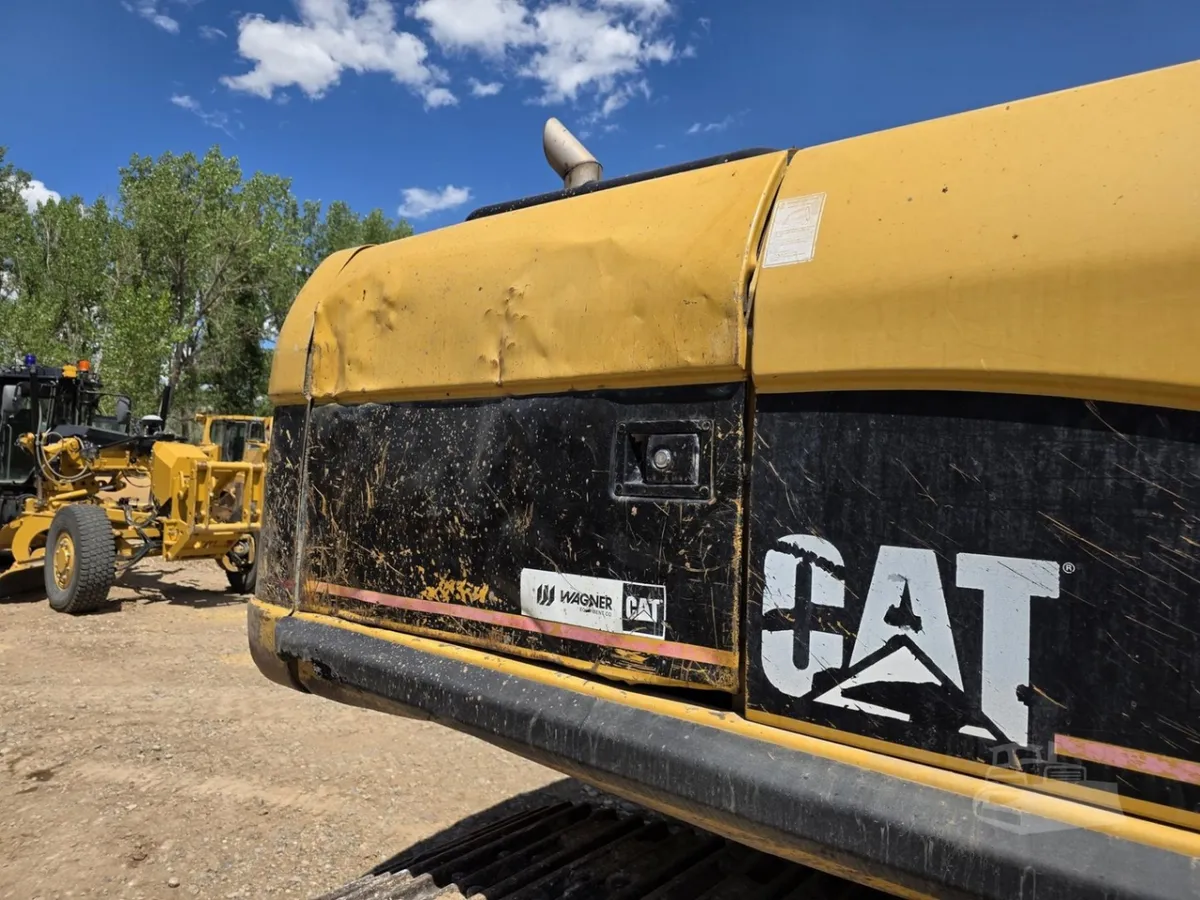 2005 Caterpillar 325CL Excavators for sale in Paonia, CO - listing photo 7 of 10