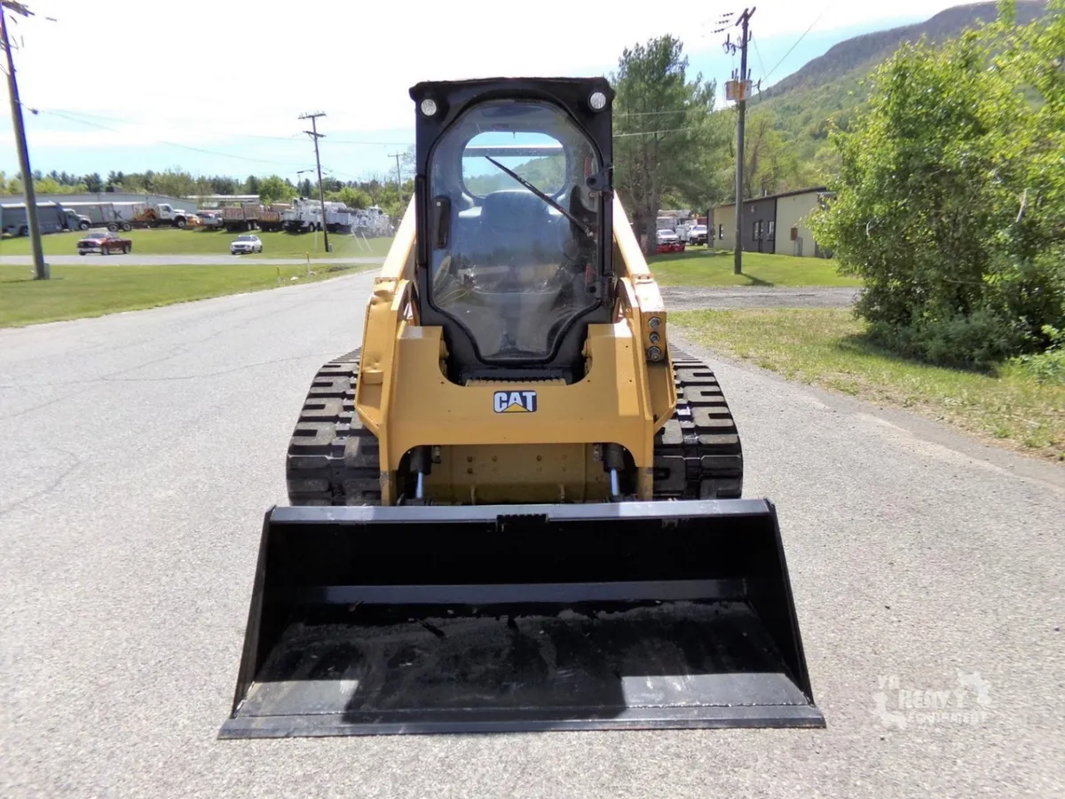 2017 Caterpillar 262D Skid Steer Loaders for sale in Pearisburg, VA - listing photo 5 of 10
