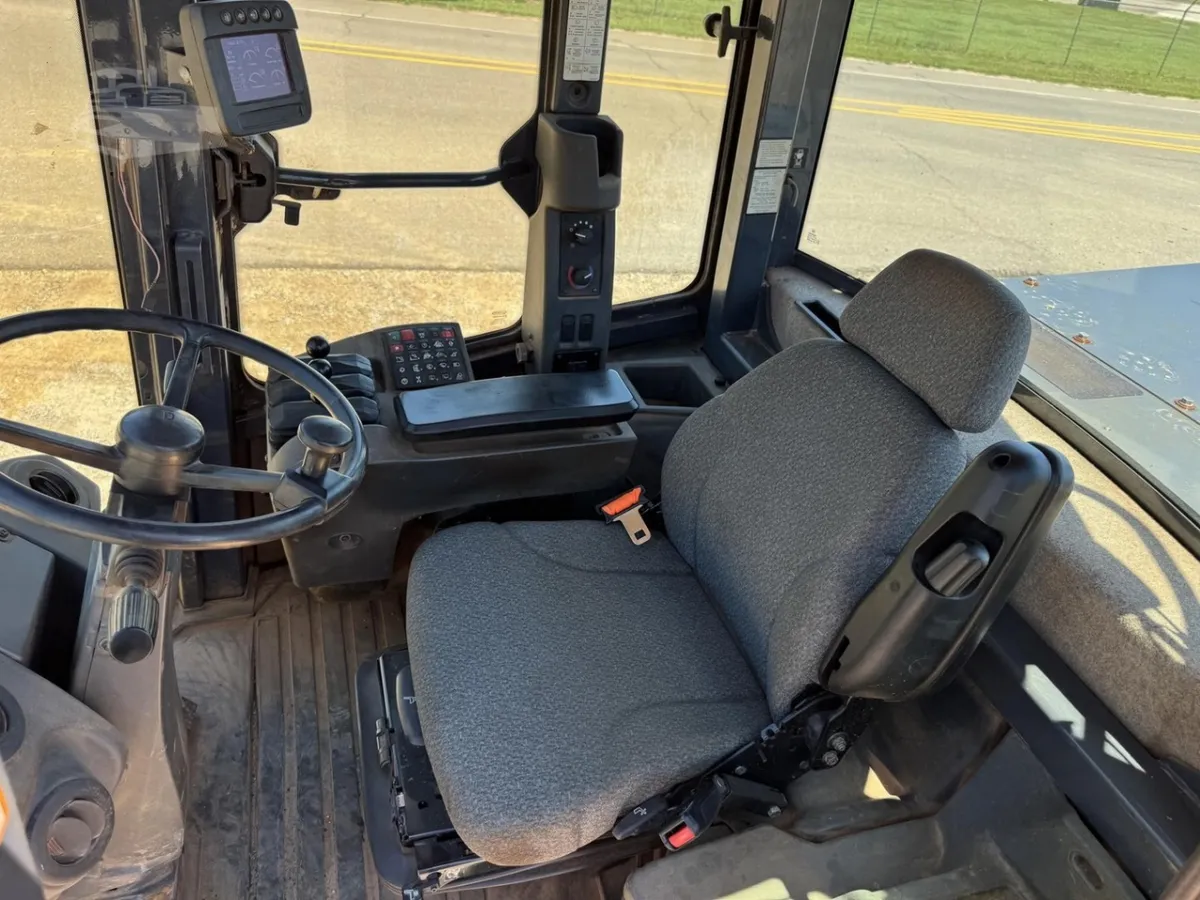 2018 John Deere 644K Wheel Loaders for sale in Allegan, MI - listing photo 5 of 10