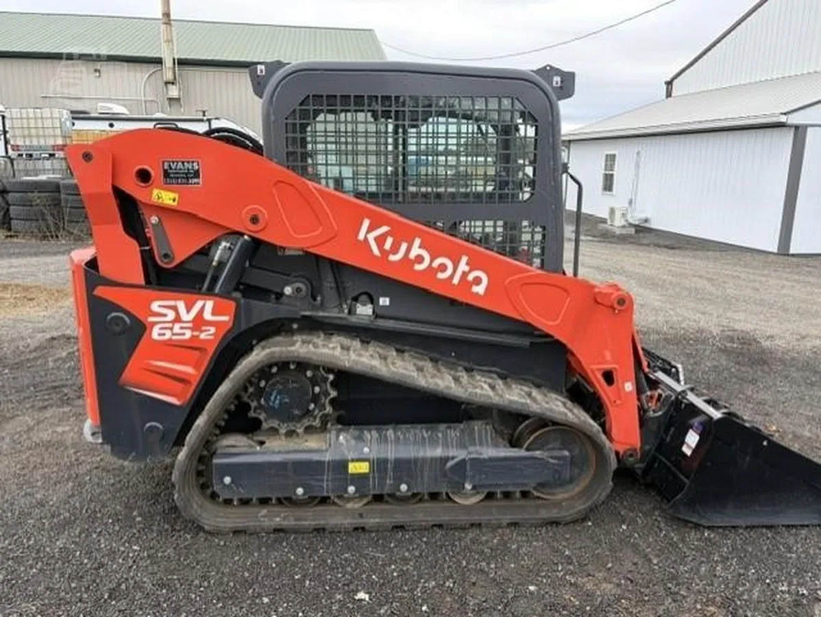 2025 Kubota SVL65-2 Track Loaders for sale in Boonsboro, MD - listing photo 4 of 10