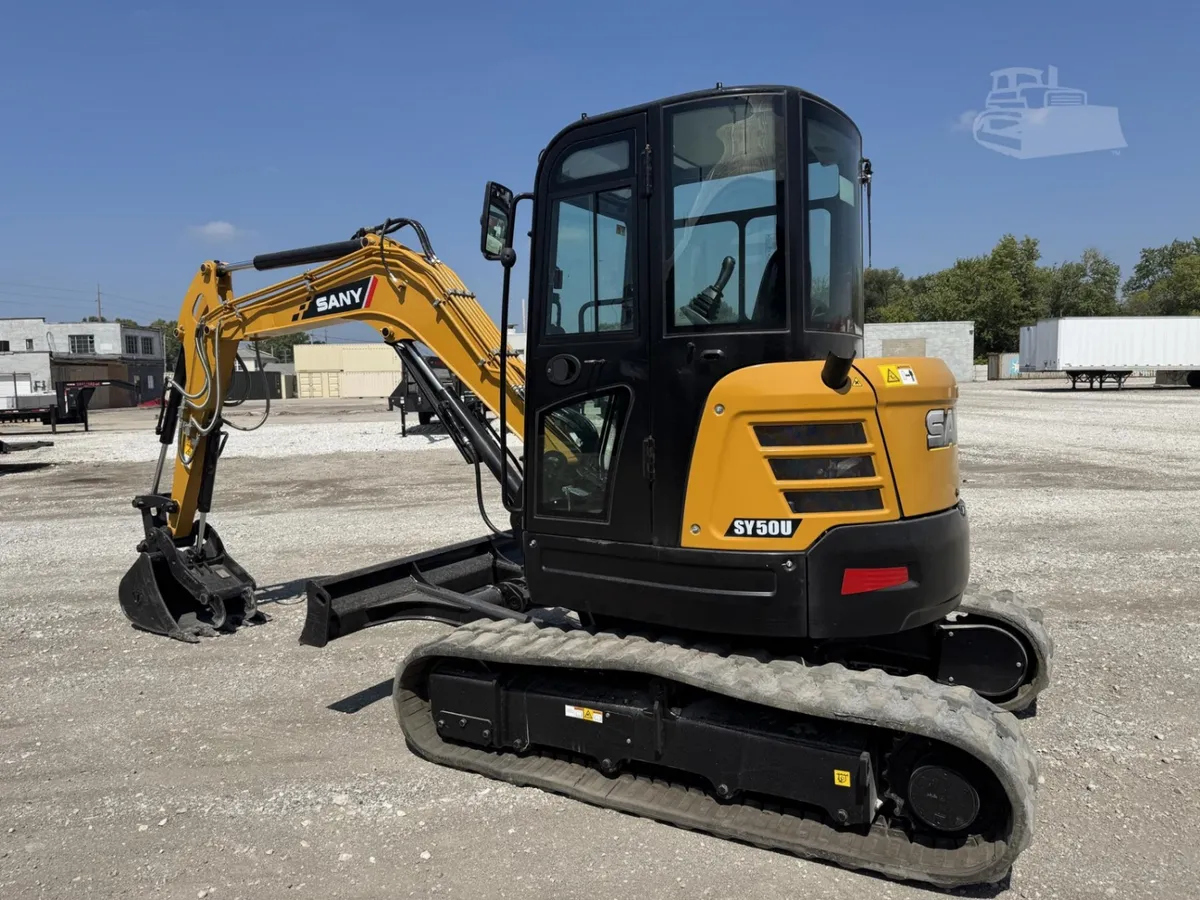 2023 SANY SY50U Excavators for sale in Springfield, IL - listing photo 2 of 8