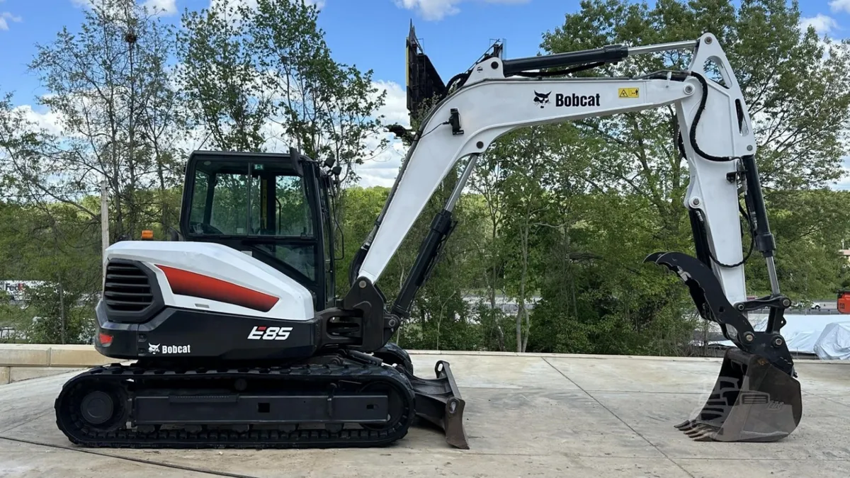 2019 Bobcat E85 Excavators for sale in Barnhart, MO - listing photo 2 of 8