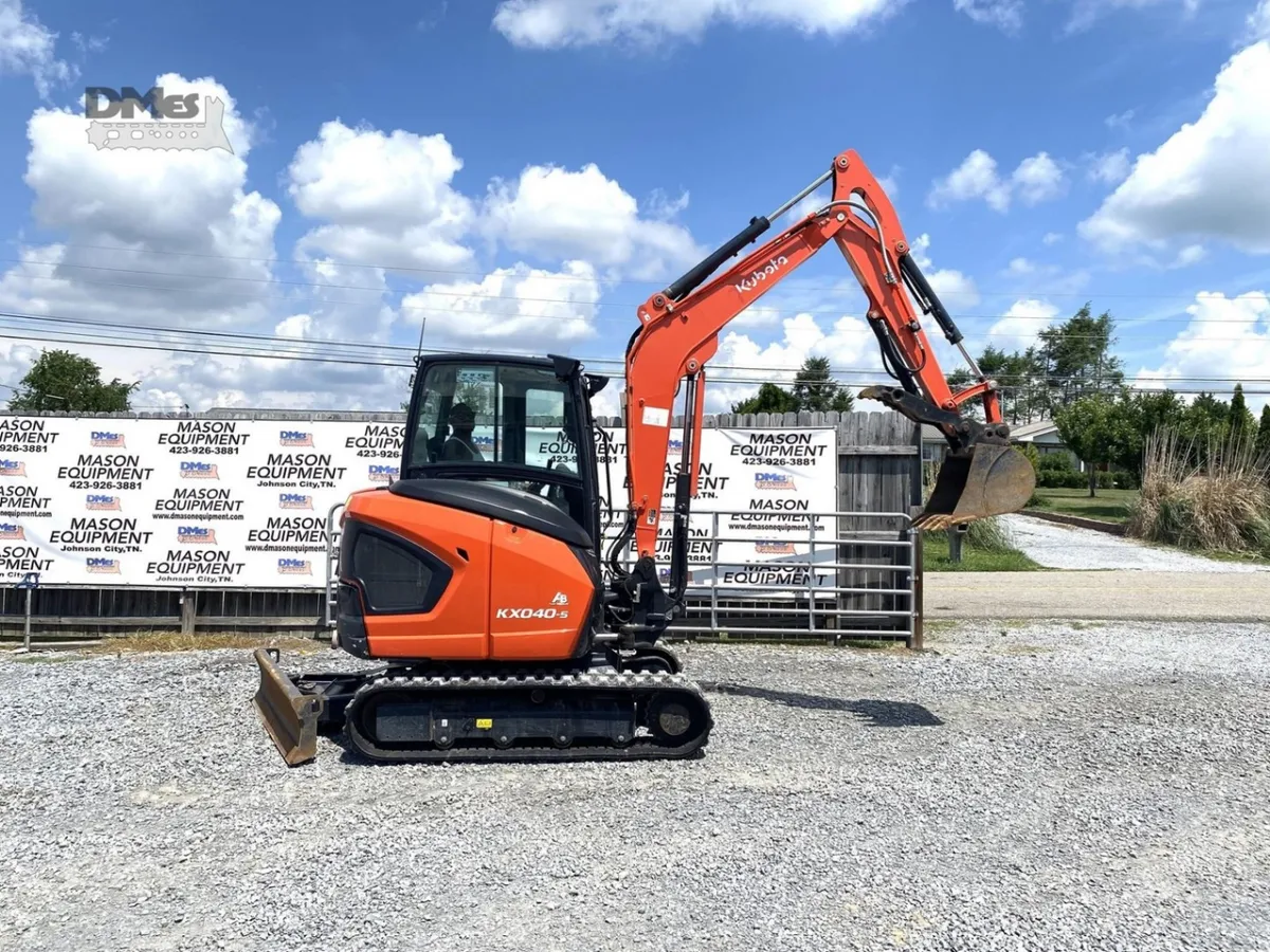 2025 Kubota KX040-5 Excavators for sale in Johnson City, TN - listing photo 5 of 10