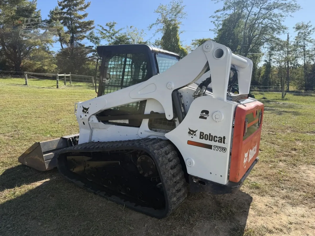 2011 Bobcat T770 Track Loaders for sale in Boonsboro, MD - listing photo 6 of 10