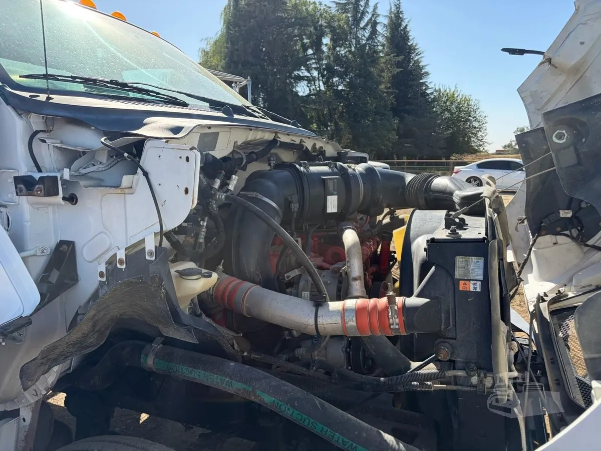 2012 Ford F750 Water Truck for sale in Galt, CA - listing photo 5 of 10