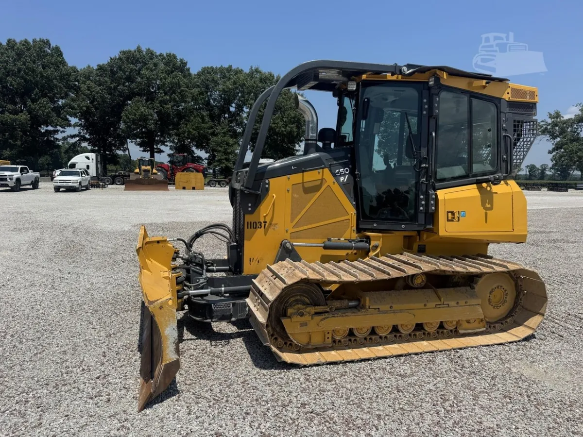 2023 John Deere 650 P-Tier LGP Dozers for sale in Jackson, TN - listing photo 2 of 10