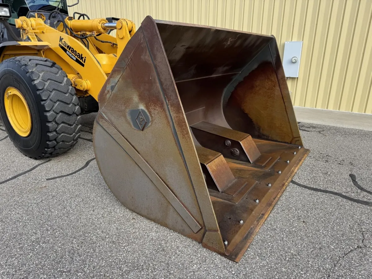2016 Kawasaki 80Z7 Wheel Loaders for sale in Allegan, MI - listing photo 8 of 10