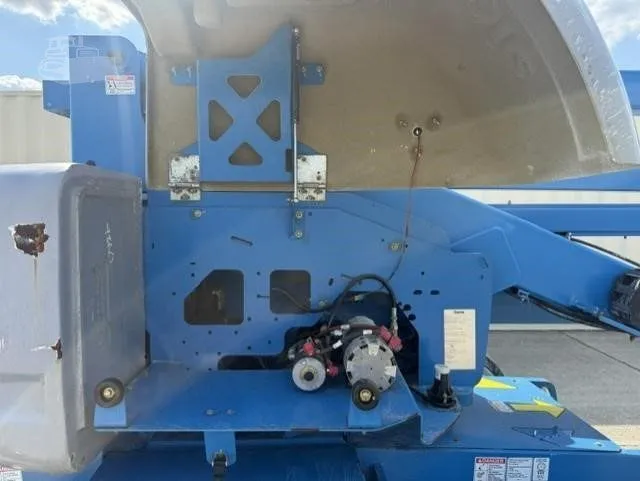 2015 Genie Z45/25DC Articulating Boom Lift Knuckle for sale in Newton, IL - listing photo 8 of 8