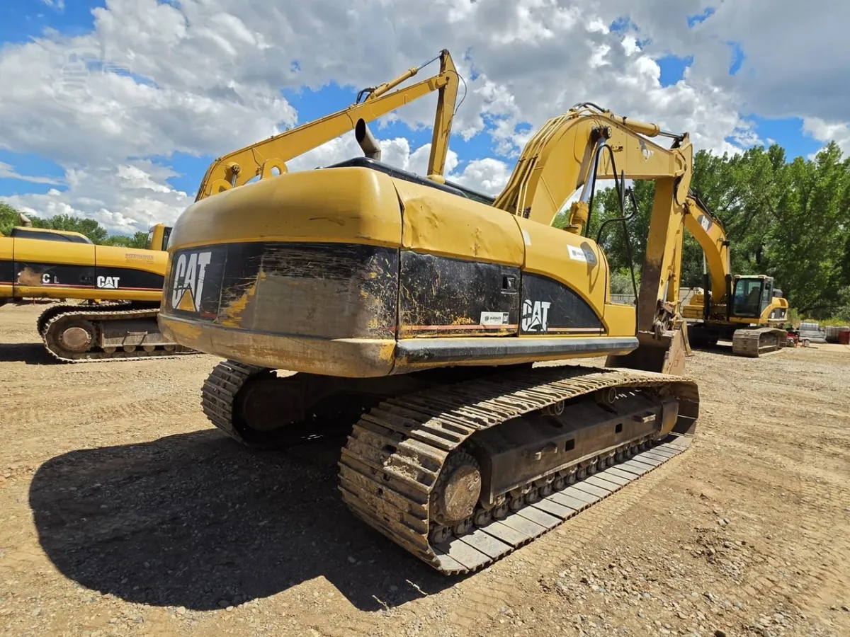 2005 Caterpillar 325CL Excavators for sale in Paonia, CO - listing photo 4 of 10