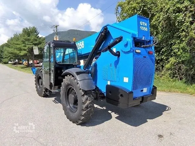 2013 Genie genie-gth-1056 Telehandler Telescopic Forklift for sale in Pearisburg, VA - listing photo 4 of 10