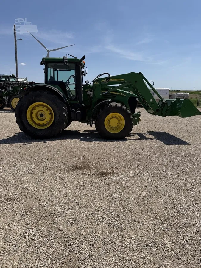 2007 John Deere 7920 Field Tractors Power for sale in Kingsley, IA - listing photo 5 of 14