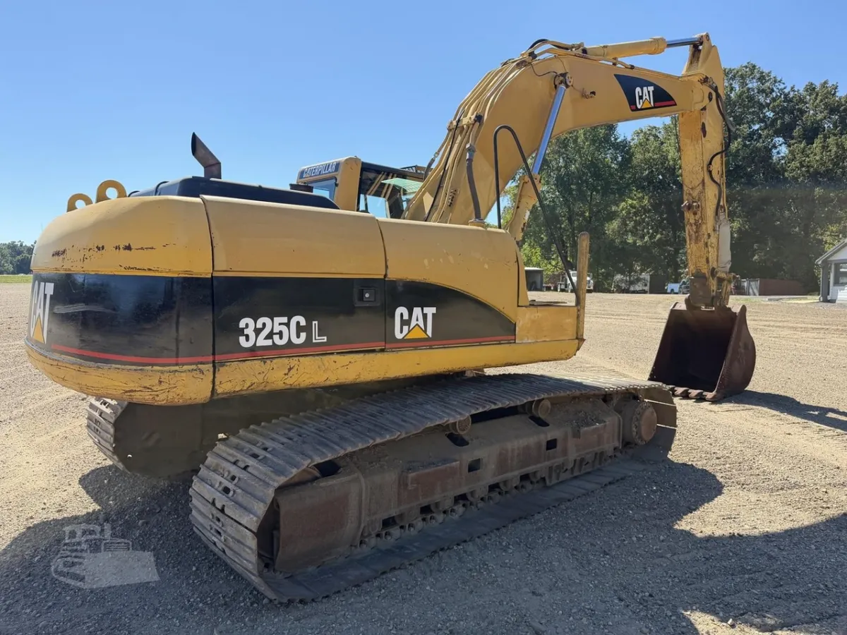 2002 Caterpillar 325CL Excavators for sale in Nesbit, MS - listing photo 4 of 10