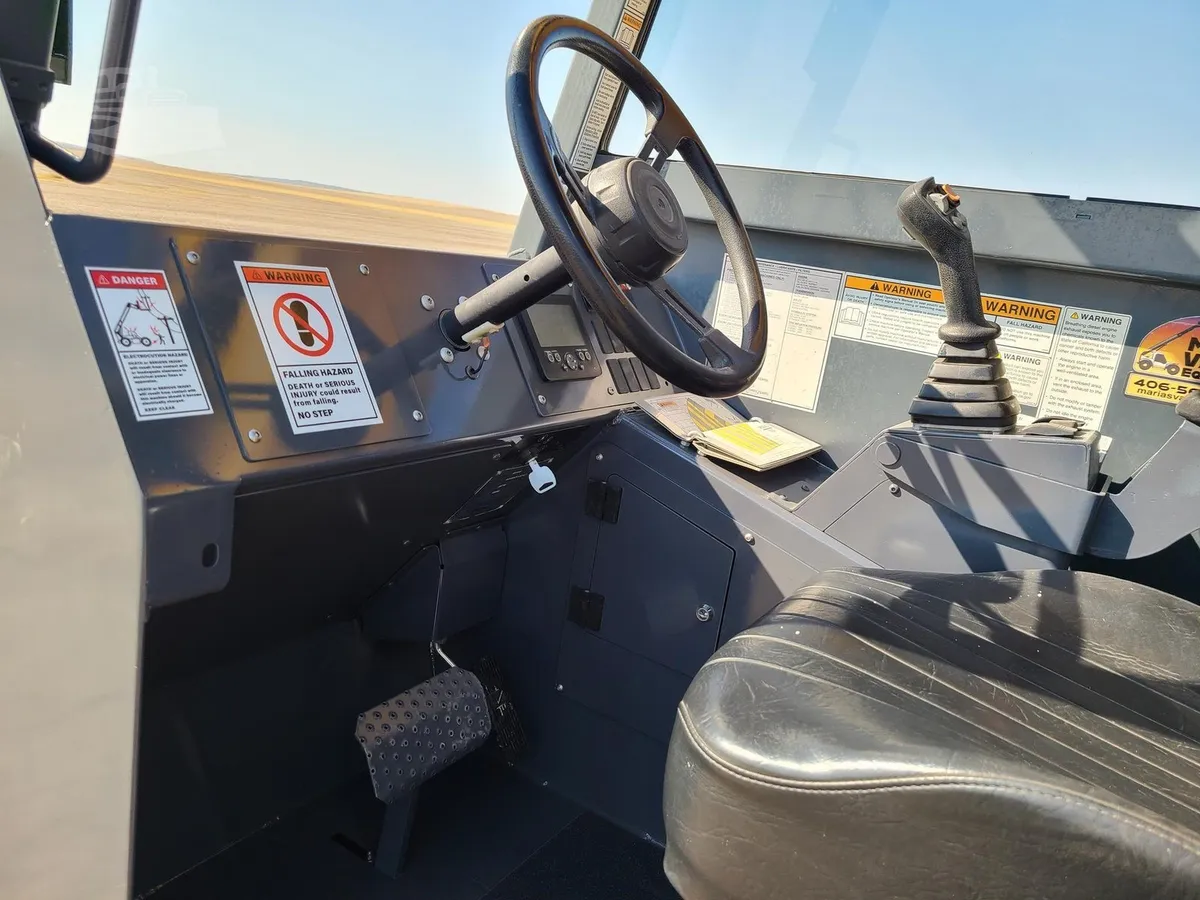 2019 Gehl RS10-55 MARK 74 Telehandler Telescopic Forklift for sale in Loma, MT - listing photo 9 of 10