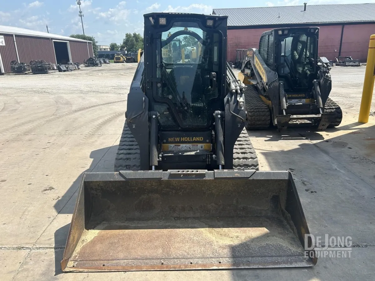 2024 New Holland C327 Track Loaders for sale in Beecher, IL - listing photo 2 of 8