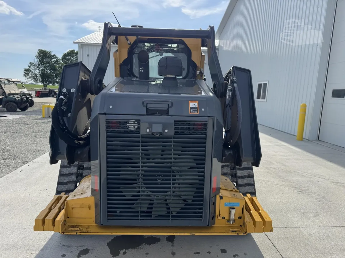 2020 John Deere 331G Track Loaders for sale in Chatsworth, IL - listing photo 8 of 8
