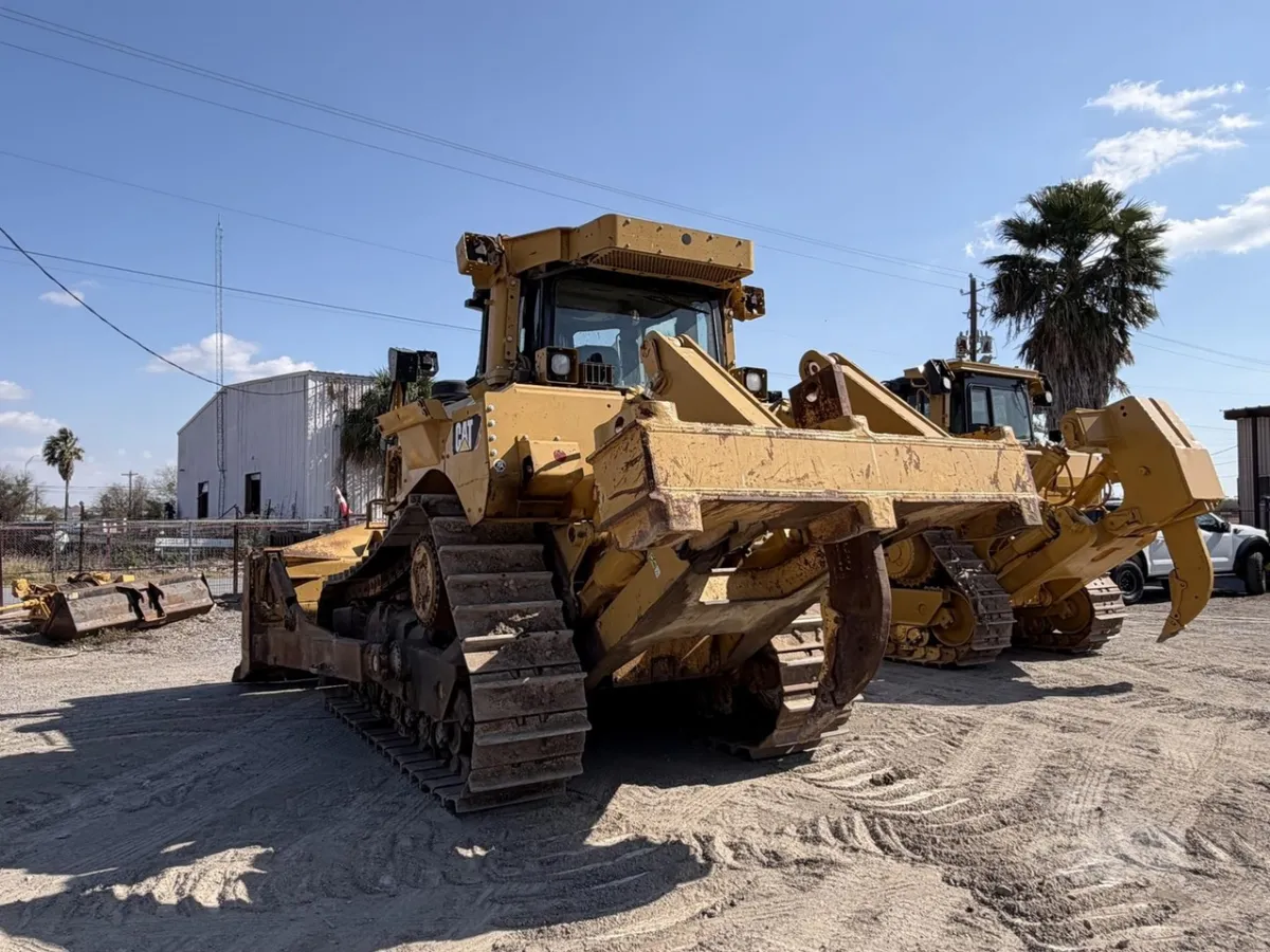 2012 Caterpillar D8T Dozers for sale in Hidalgo, TX - listing photo 7 of 10