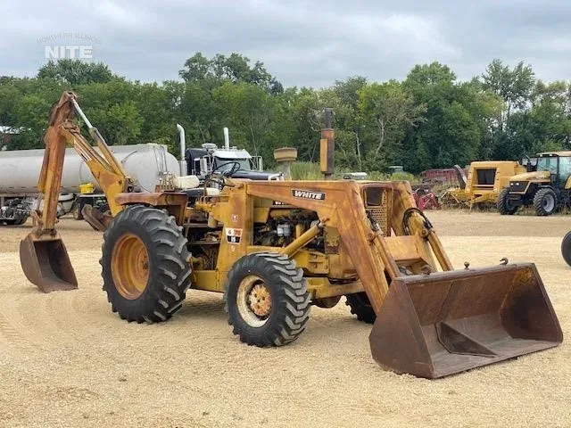 1967 White 4-78 Backhoe Loaders for sale in Pecatonica, IL - listing photo 3 of 8
