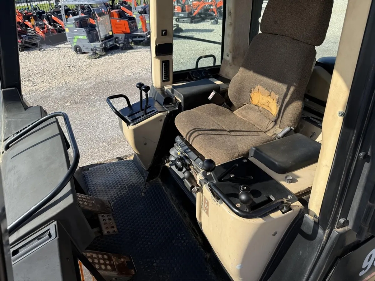 1998 Caterpillar 953C Track Loaders for sale in Strafford, MO - listing photo 9 of 10