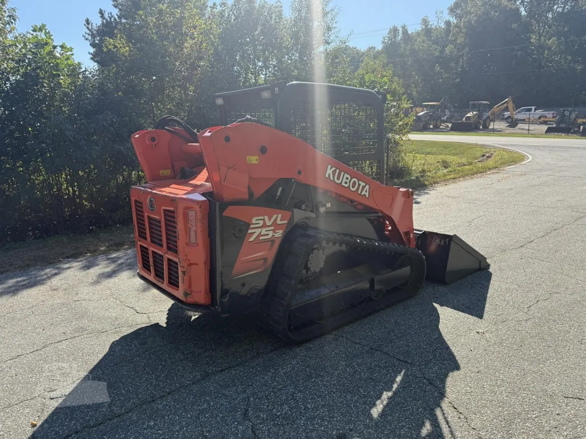 2018 Kubota SVL75-2 Track Loaders for sale in Pleasant Garden, NC - listing photo 3 of 6