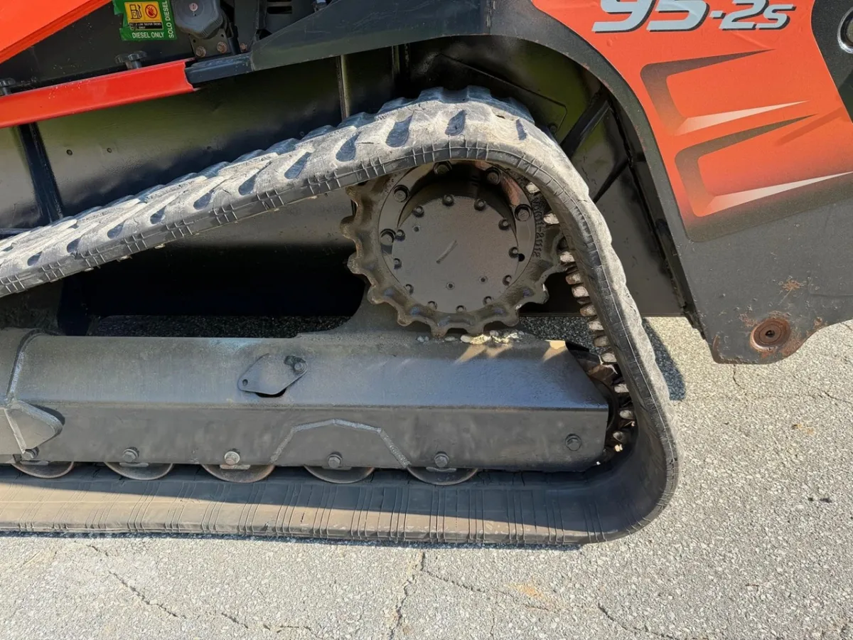 2019 Kubota SVL95-2 Track Loaders for sale in Pleasant Garden, NC - listing photo 6 of 8
