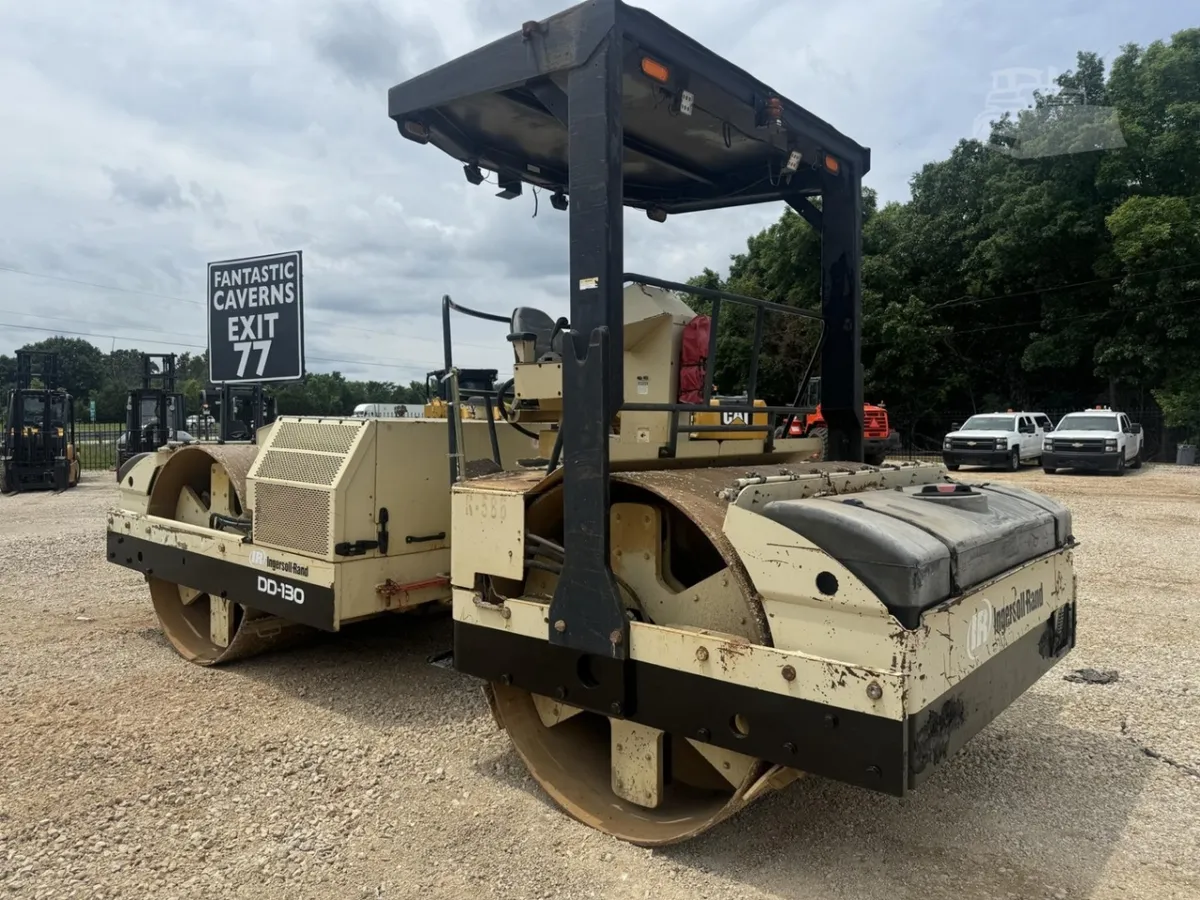 2001 Ingersoll Rand DD130 Smooth Drum Rollers for sale in Strafford, MO - listing photo 7 of 10