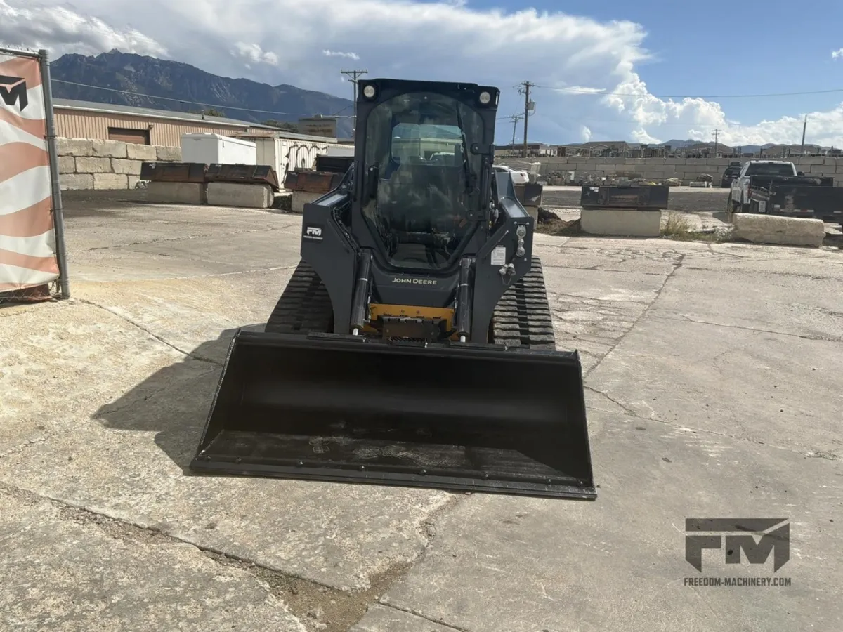 2024 John Deere 325G Track Loaders for sale in Midvale, UT - listing photo 6 of 10