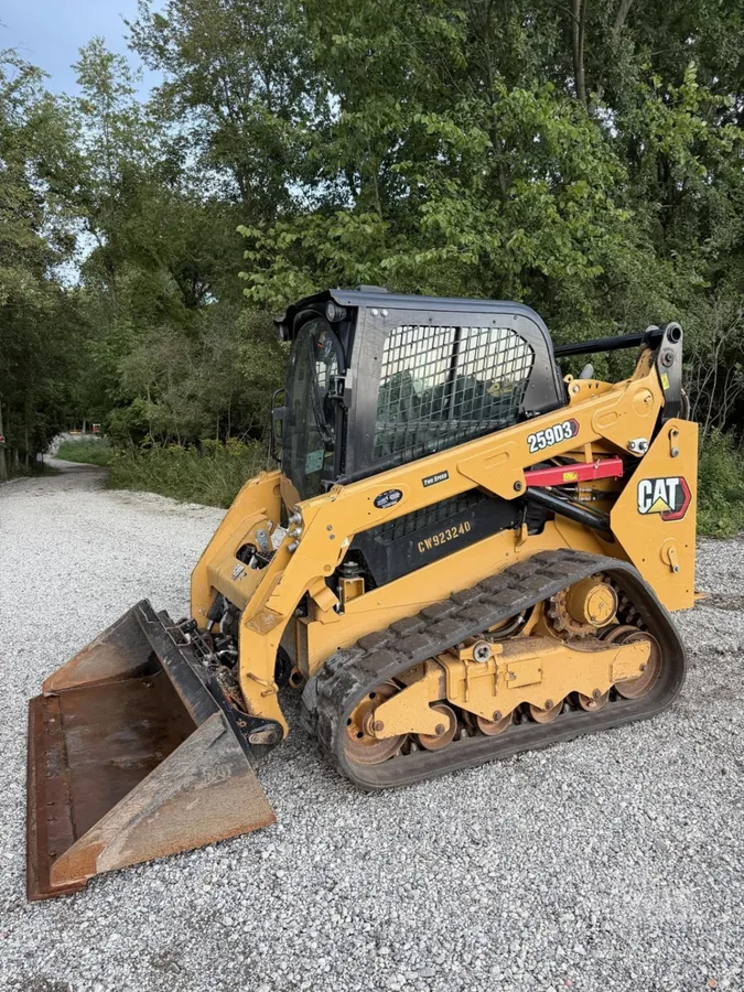 2023 Caterpillar 259D3 Track Loaders for sale in Eagle, MI - listing photo 2 of 10