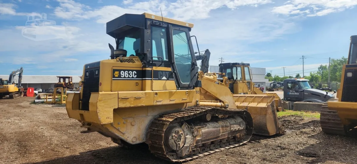 2006 Caterpillar 963C Wheel Loaders for sale in Saint Charles, MO - listing photo 4 of 8