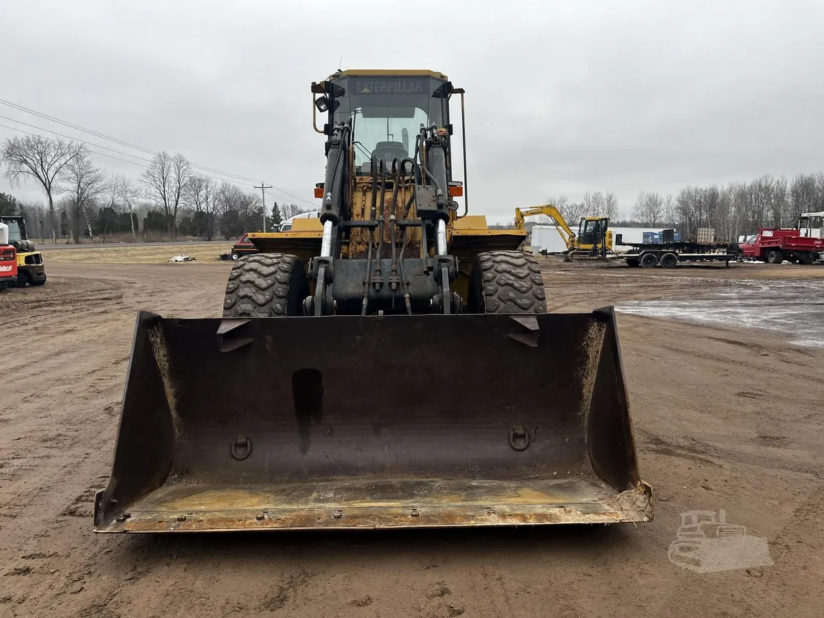 1996 Caterpillar IT38F Wheel Loaders for sale in Holcombe, WI - listing photo 8 of 10