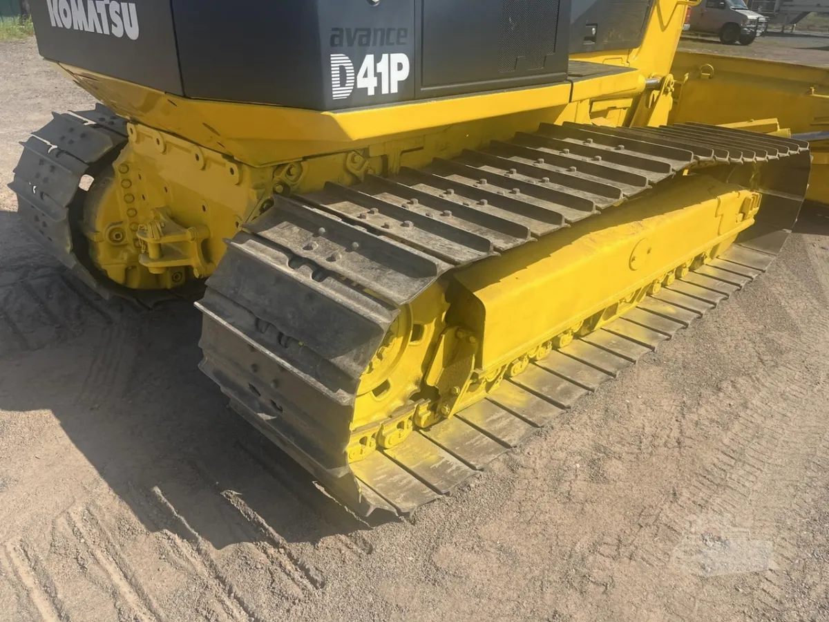 1999 Komatsu D41P-6 Dozers for sale in Holcombe, WI - listing photo 5 of 10
