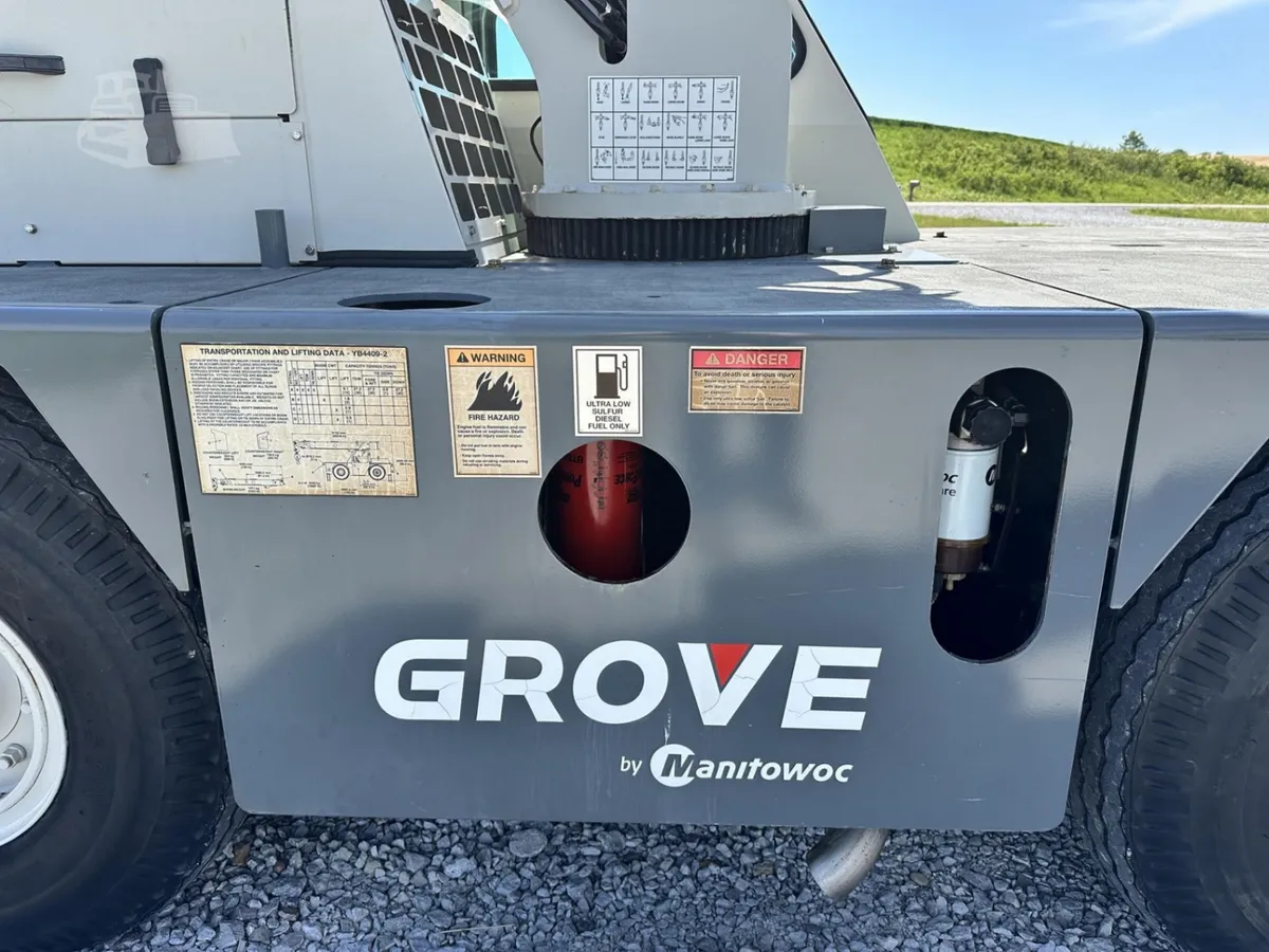 2016 Grove YB4409-2 Cranes Mobile for sale in Wellman, IA - listing photo 8 of 28