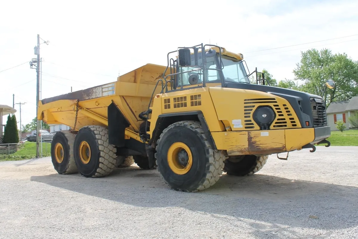 2014 Komatsu HM400-3 Articulated Truck for sale in Pleasureville, KY - listing photo 5 of 10