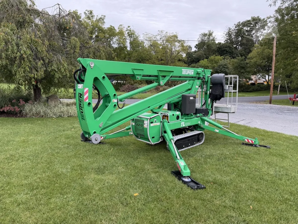 2018 Teupen TL44AJ Articulating Boom Lift Knuckle for sale in Annville, PA - listing photo 2 of 10