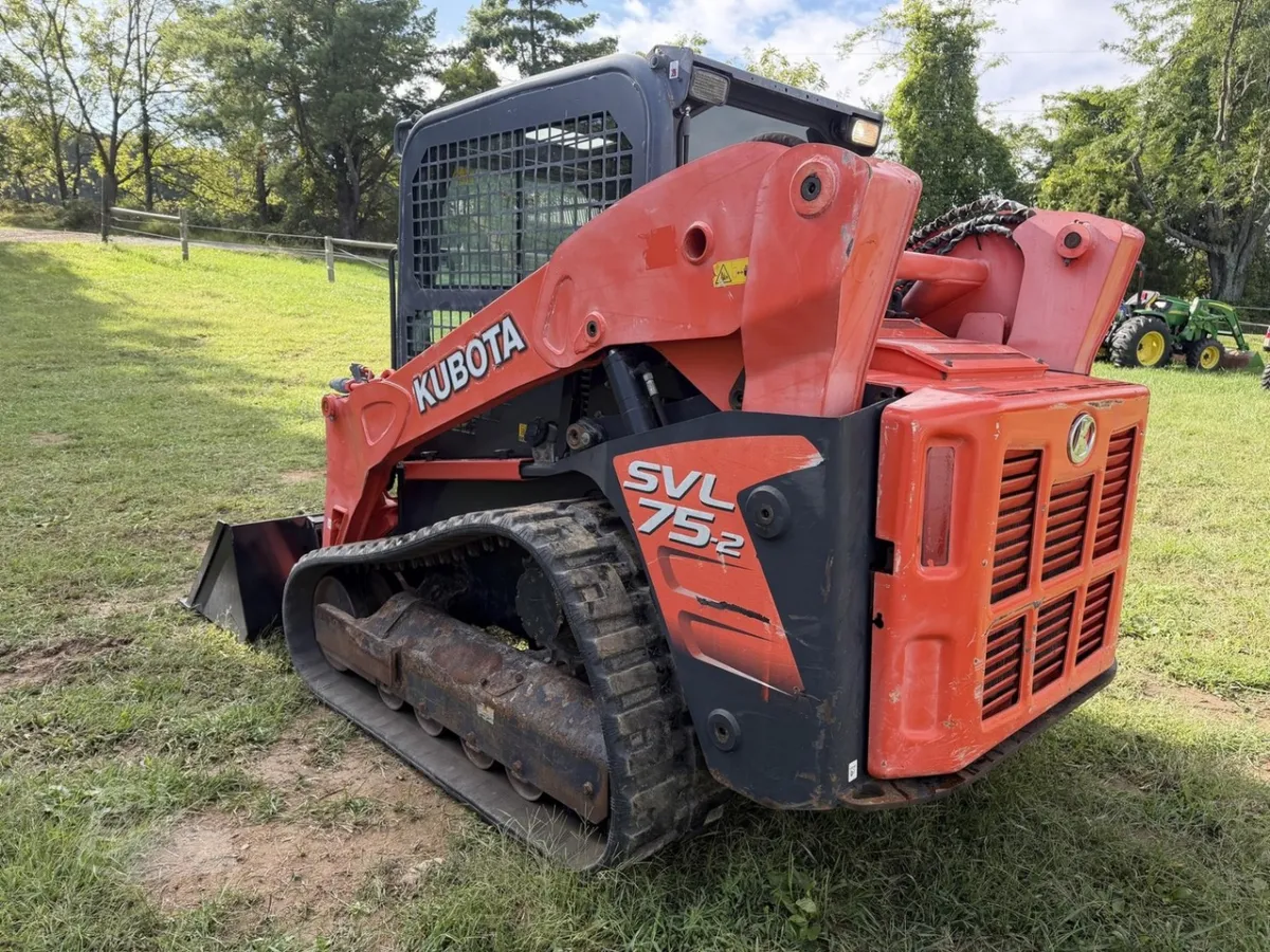 2017 Kubota SVL75-2 Track Loaders for sale in Boonsboro, MD - listing photo 8 of 10
