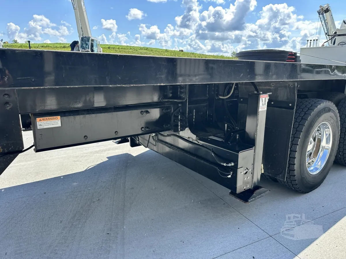 2019 National Crane NBT30H-2 Cranes Mobile for sale in Wellman, IA - listing photo 20 of 35