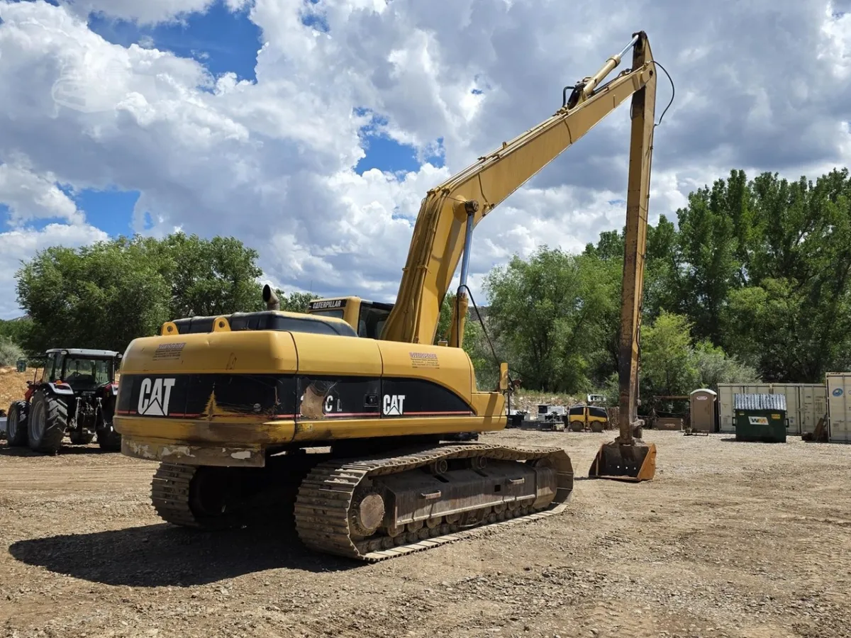 2005 Caterpillar 330CL Excavators for sale in Paonia, CO - listing photo 4 of 10