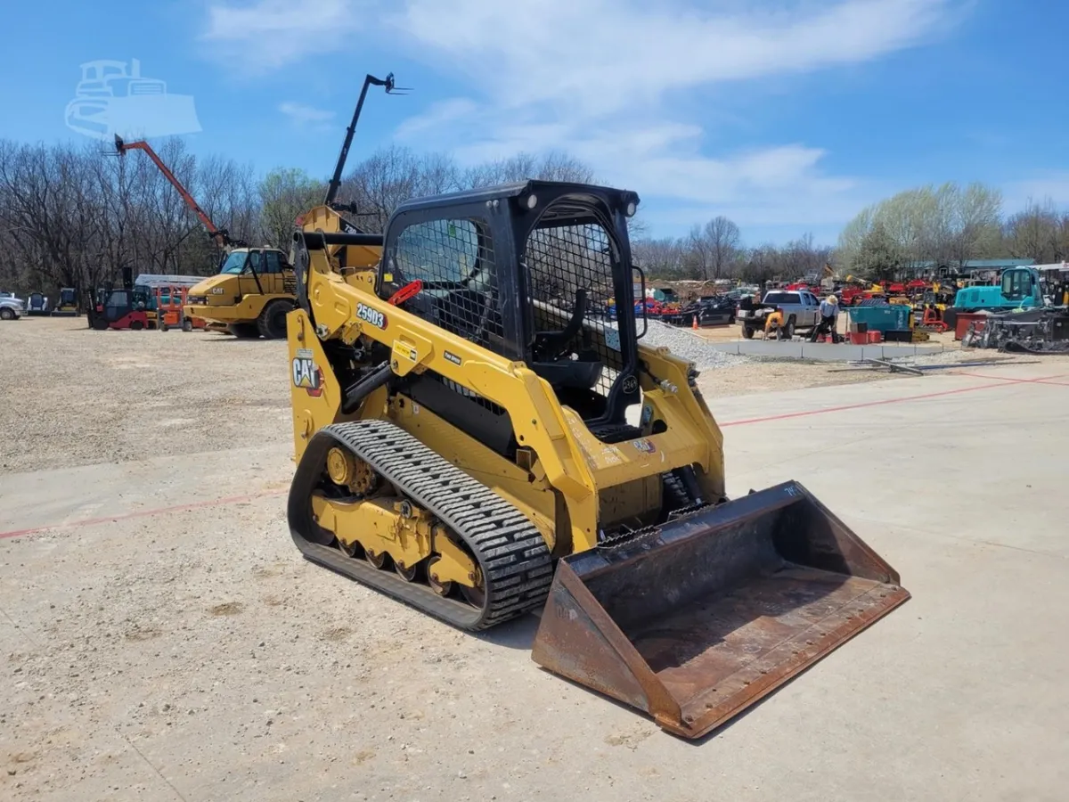 2023 Caterpillar 259D3 Track Loaders for sale in Strafford, MO - listing photo 4 of 10