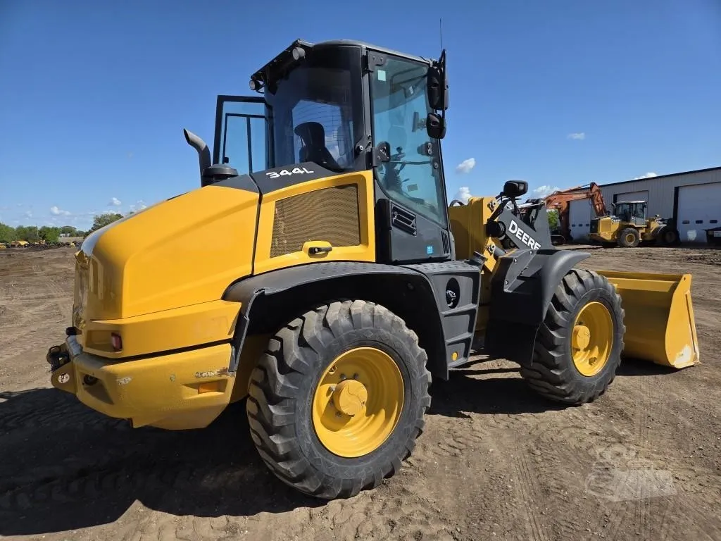 2021 John Deere 344L Wheel Loaders for sale in Henning, MN - listing photo 6 of 10