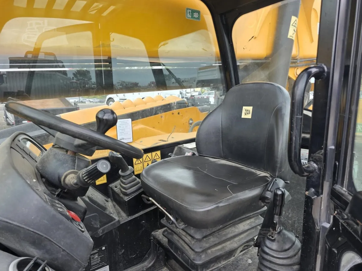2020 JCB 512-56 Telehandler Telescopic Forklift for sale in Filer, ID - listing photo 8 of 10