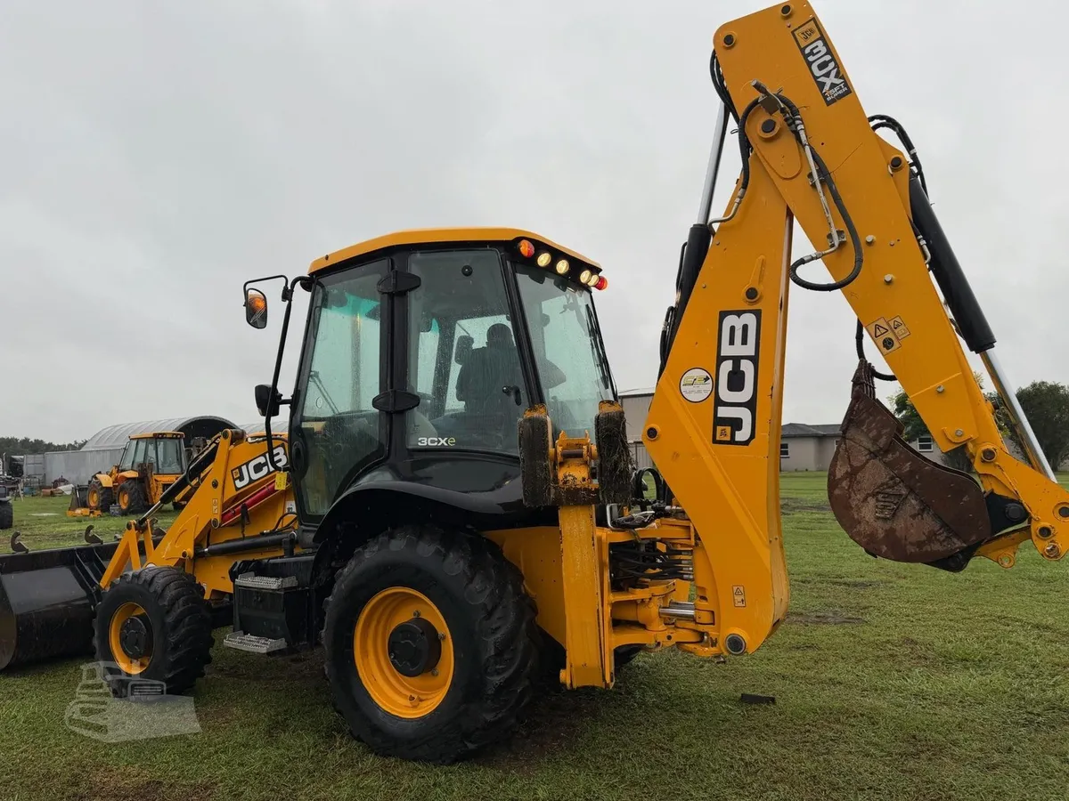 2023 JCB 3CX Backhoe Loaders for sale in Plant City, FL - listing photo 8 of 10