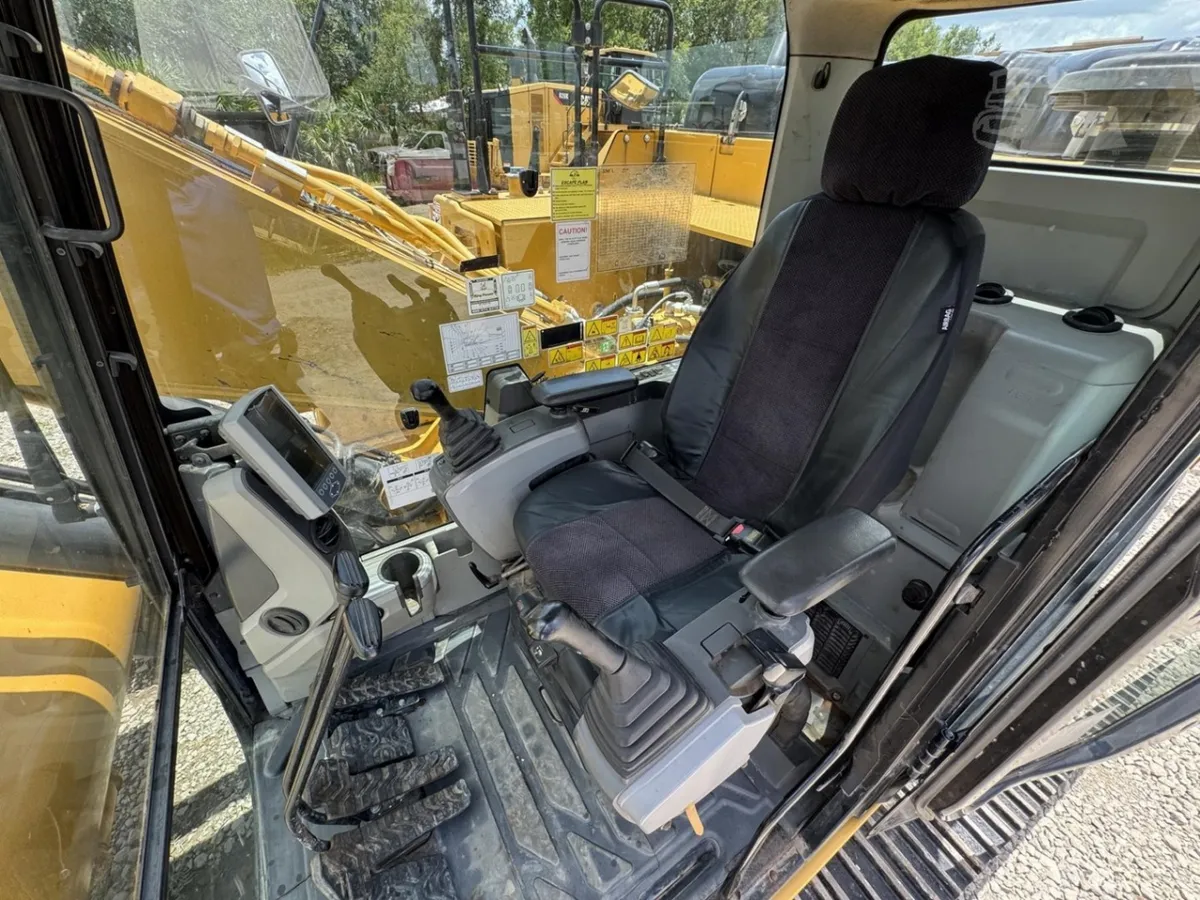 2019 Caterpillar 326FL Excavators for sale in Mulberry, FL - listing photo 9 of 10