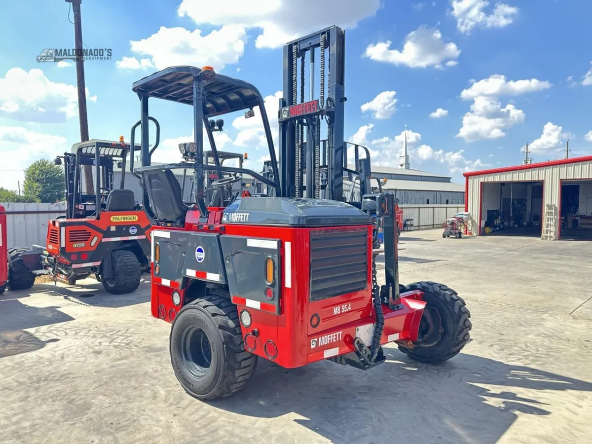 2018 Moffett M8 55.4 Rough Terrain Forklift for sale in Ferris, TX - listing photo 5 of 10