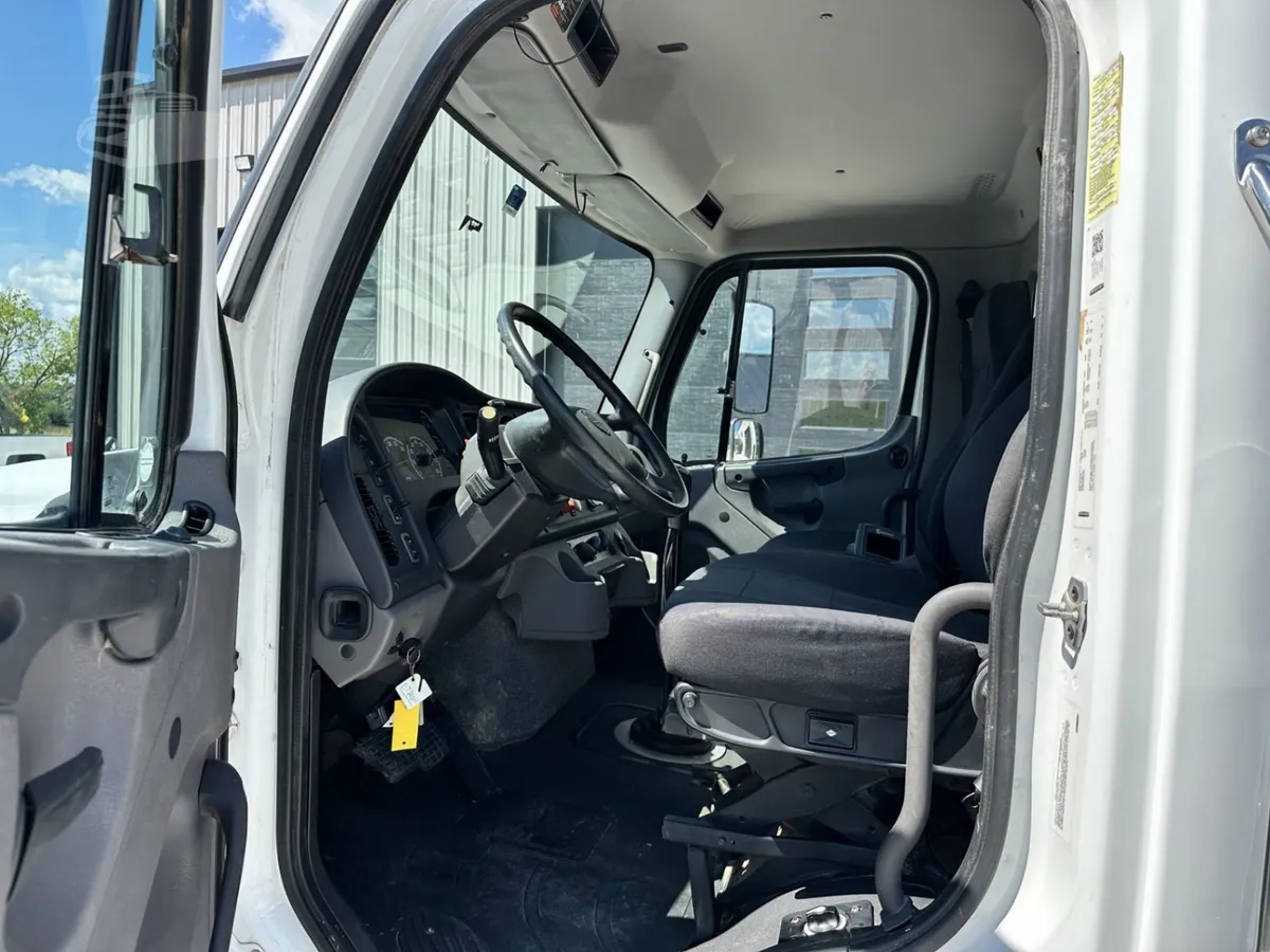 2019 National Crane NBT30H-2 Cranes Mobile for sale in Wellman, IA - listing photo 28 of 35