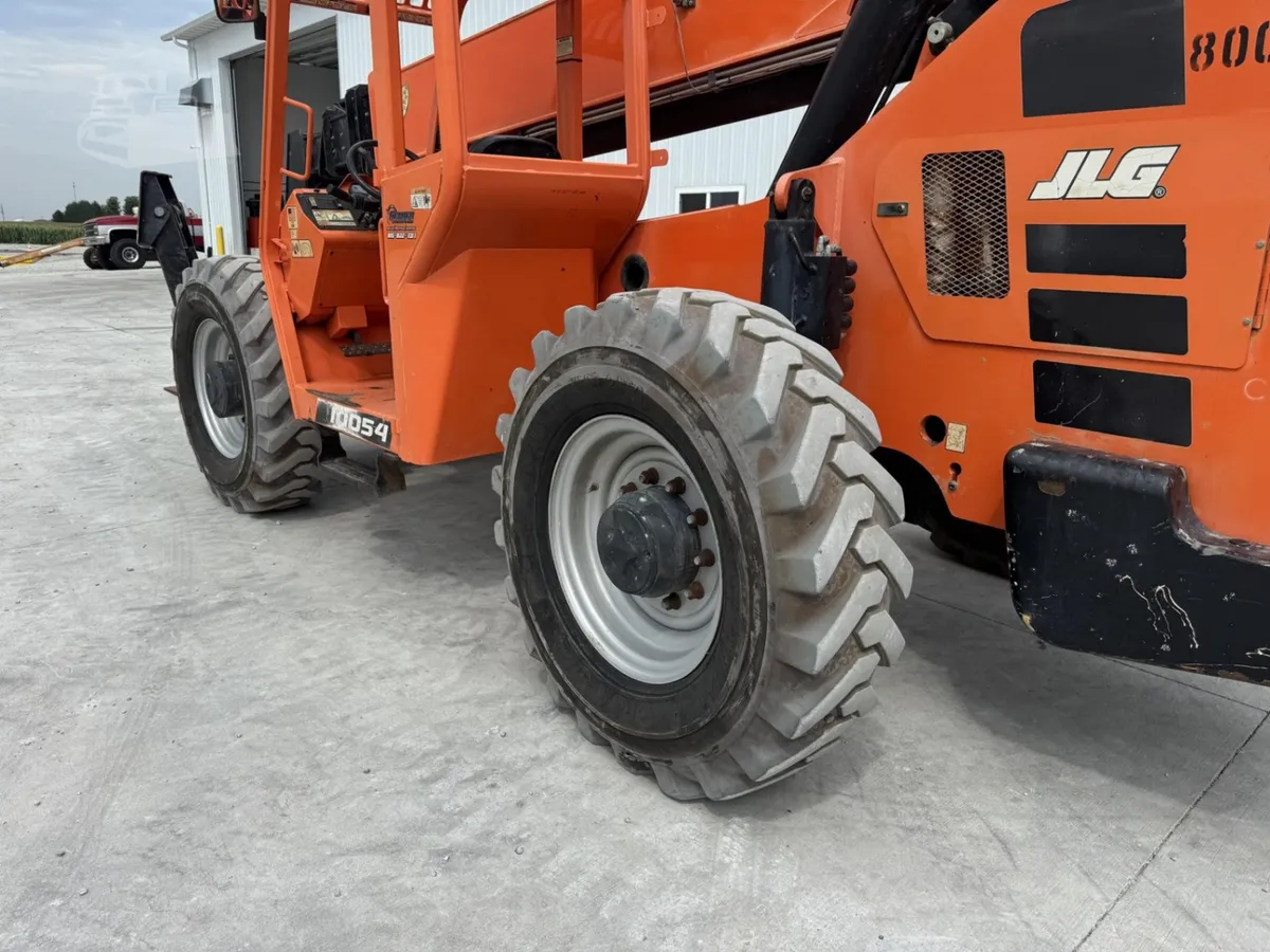 2018 SkyTrak (JLG) skytrak-jlg-10054 Telehandlers Forklifts for sale in Chatsworth, IL - listing photo 8 of 8